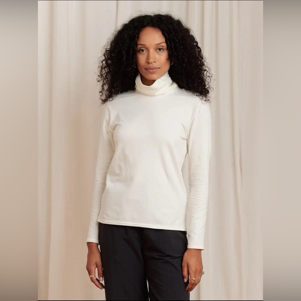 NWT Tradlands Monty Turtleneck in Birch